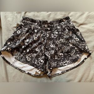 lululemon Seawheeze 2017 Tracker Short V